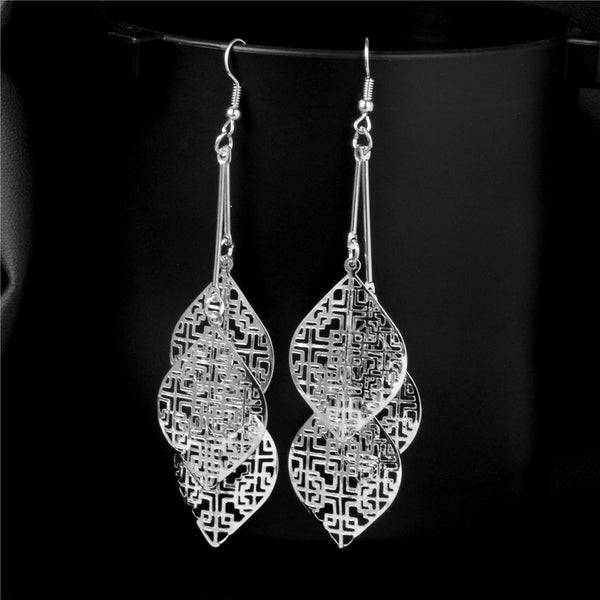Luxurious Hollow Earrings