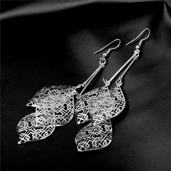 Luxurious Hollow Earrings